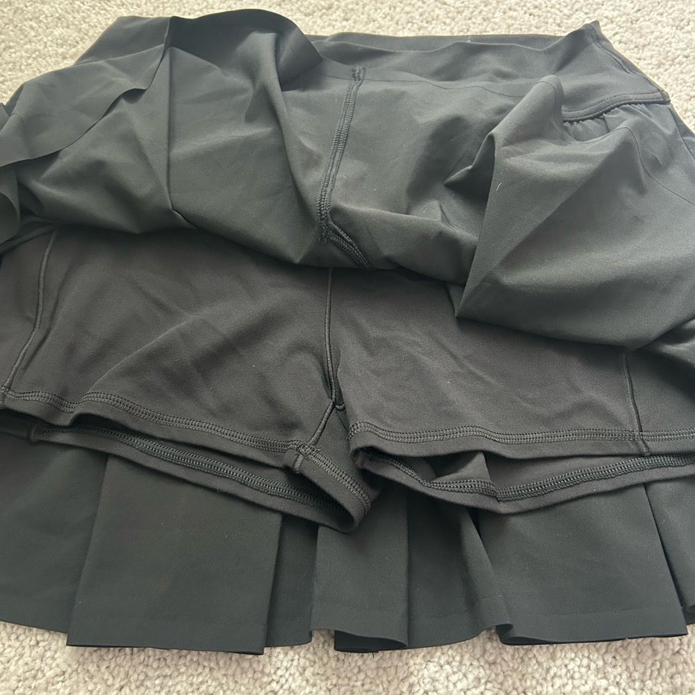 Offline by Aerie cargo style skort size M - Picture 3 of 6